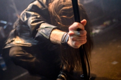 Regarde Les Hommes Tomber