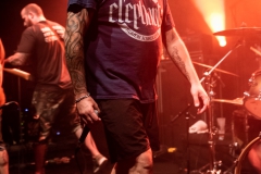 Six Grammes Eight - Le Grillen