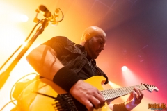 Striker - Le Grillen